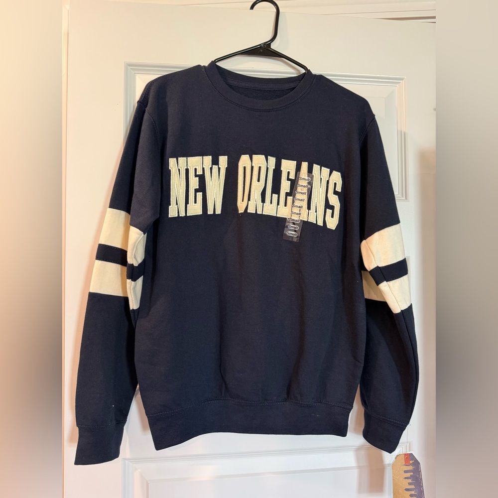 New York Popular Navy Blue Sweatshirt “New Orleans” NWT size S
